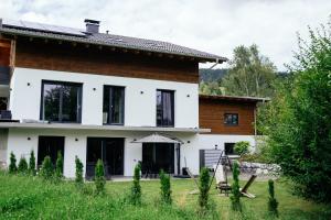 Zahrada ubytování Luxusferienwohnung mit Sauna - NEUBAU