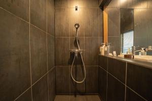Bathroom sa 京都松澗Matsutani