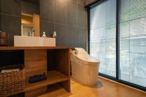 Bathroom sa 京都松澗Matsutani