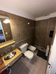 Koupelna v ubytování Hotel Bari + 22 fotografií