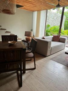 Posezení v ubytování Villa Privada en Naio Palomino