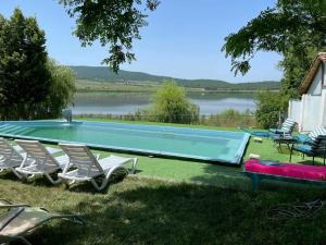 Foto sihtkohas Karsimaantkari asuva majutusasutuse A house by the lake galeriist +8 fotot