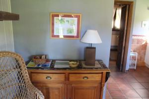 A seating area at Las cabañas de valsain