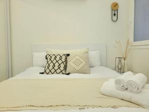 Кровать или кровати в номере Selena Bay Luxury Resort - Premium Apartment with Private Beach