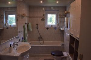 シュヴァルムシュタットにあるFerienwohnung am Schwalmuferのギャラリーの写真