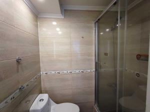 Koupelna v ubytování Departamento Iquique vista al mar 1503B + 11 fotografií