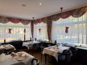Εστιατόριο ή άλλο μέρος για φαγητό στο Hotel zum Grafen Hallermunt