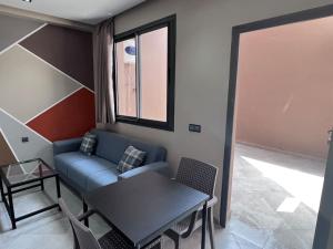 พื้นที่นั่งเล่นของ Appartement No 1 vue sur la cour