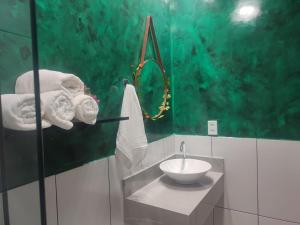 Koupelna v ubytování POUSADA NOSSO CANTO ALTER