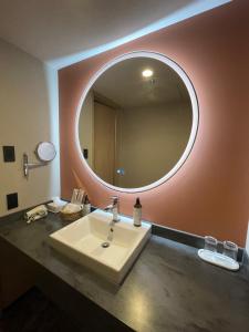Ein Badezimmer in der Unterkunft The Cypress Mercure Hotel Nagoya