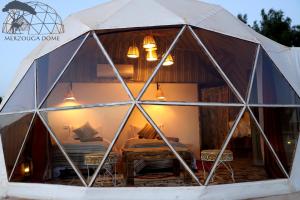 Budova, kde se the luxury tent nachází