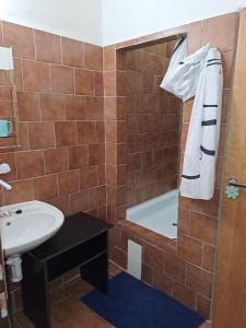 Koupelna v ubytování Hotel Kamenný vrch + 36 fotografií