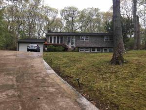 Aed väljaspool majutusasutust Renovated and Spacious Summer Home with Water View