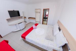 Μια τηλεόραση ή/και κέντρο ψυχαγωγίας στο Hotel Rolim