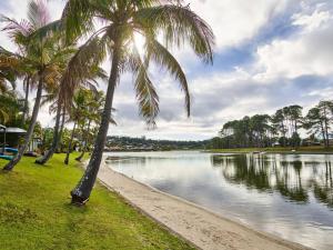 ゴールドコーストにあるElanora 3 bedroom apartmentのギャラリーの写真