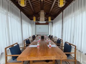 Fotografie z fotogalerie ubytování 定士居水晶酒店上海虹桥站国家会展中心店 v destinaci Fangjiayao