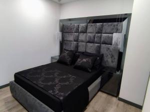 Class suites nirvana客房内的一张或多张床位