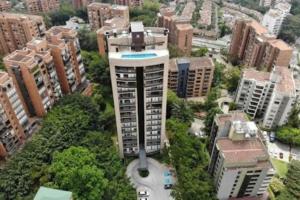 El Poblado景观或在公寓看到的城市景观