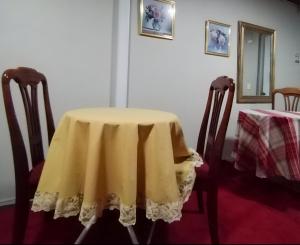 Gambar di galeri bagi Cómodo y céntrico hospedaje di Chillán