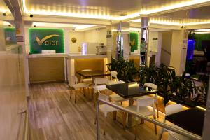 Restaurace v ubytování Hotel Veler