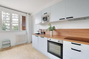 Zdjęcie z galerii obiektu Smart Inn Paris Expo Porte de Versailles 4 personnes w Paryżu