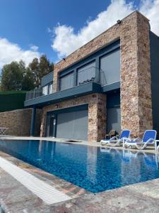 Afbeelding uit fotogalerij van Makanak Villas in Jerash