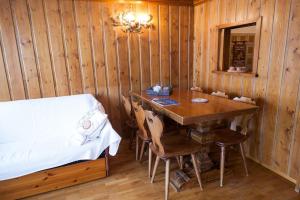 Φωτογραφία από το άλμπουμ του Verocai Studio by WelcHome στην Κορτίνα Ντ' Αμπέτσο