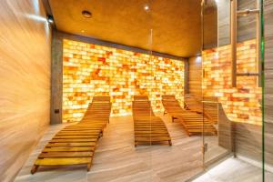 Zdjęcie z galerii obiektu Akces APARTAMENTY KASPROWICZA 20C- BASEN, SAUNY, JACUZZI, SIŁOWNIA W CENIE - SCHWIMMBAD, SAUNEN, JACUZZI, FITNESSSTUDIO IM PREIS w Kołobrzegu