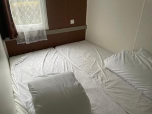 Postel nebo postele na pokoji v ubytování Mobilhome 7