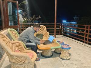 Fotografie z fotogalerie ubytování Aditya Homestay Bir-Billing surrounded by Mountains v destinaci Bir