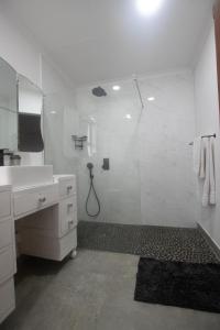 Ванная комната в Cottage in Nelspruit