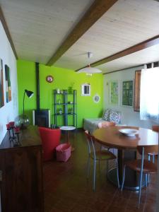 Posedenie v ubytovaní Casa Panoramica Castelverde