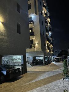 O edifício onde o apartamento está situado