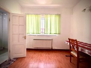 Φωτογραφία από το άλμπουμ του Red House σε Kʼasakh