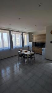 Kuchyň nebo kuchyňský kout v ubytování Casa di Edward