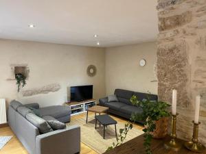 Μια τηλεόραση ή/και κέντρο ψυχαγωγίας στο Maison Perrières