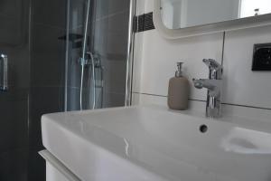 Koupelna v ubytování Hausboot Stöckte