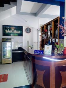 Η κουζίνα ή μικρή κουζίνα στο Nhà nghỉ THANH TRÚC +1 φωτογραφίες