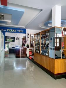 Ο χώρος του lounge ή του μπαρ στο Nhà nghỉ THANH TRÚC