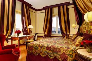 Postel nebo postele na pokoji v ubytování Santa Maria Novella - WTB Hotels