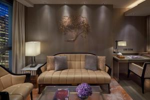 Gallery image of The Landmark Mandarin Oriental, Hong Kong in Hong Kong +26 photos