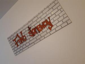 Ein Zertifikat, Auszeichnung, Logo oder anderes Dokument, das in der Unterkunft FeWo-StoneWay ausgestellt ist