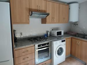 Η κουζίνα ή μικρή κουζίνα στο Apartamento en el centro de Jalance
