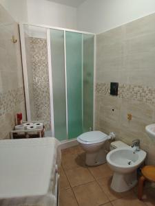 A bathroom at Casa dell'orso