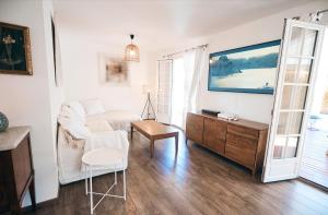 Photo de la galerie de l'établissement Maison la pointe, à Le Tampon 6 autres photos