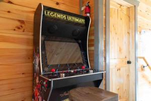 Η αίθουσα παιχνιδιών του Indoor Pool, Volleyball Beach, Mountain View, Luxury