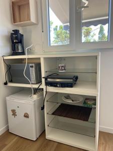 O bucătărie sau chicinetă la Apartamento Playa El Palmar 2