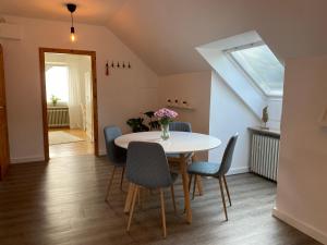 Imagine din galeria proprietății Großzügiger Komfort direkt am Waldrand în Velbert