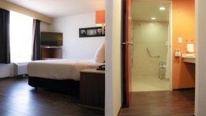 Postel nebo postele na pokoji v ubytování Holiday Inn Orizaba by IHG