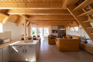 Η κουζίνα ή μικρή κουζίνα στο Ferienhaus Mellumplate 62